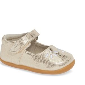 Baby Girl Gold Shoe. See Kai Run-Ginny Mary Jane